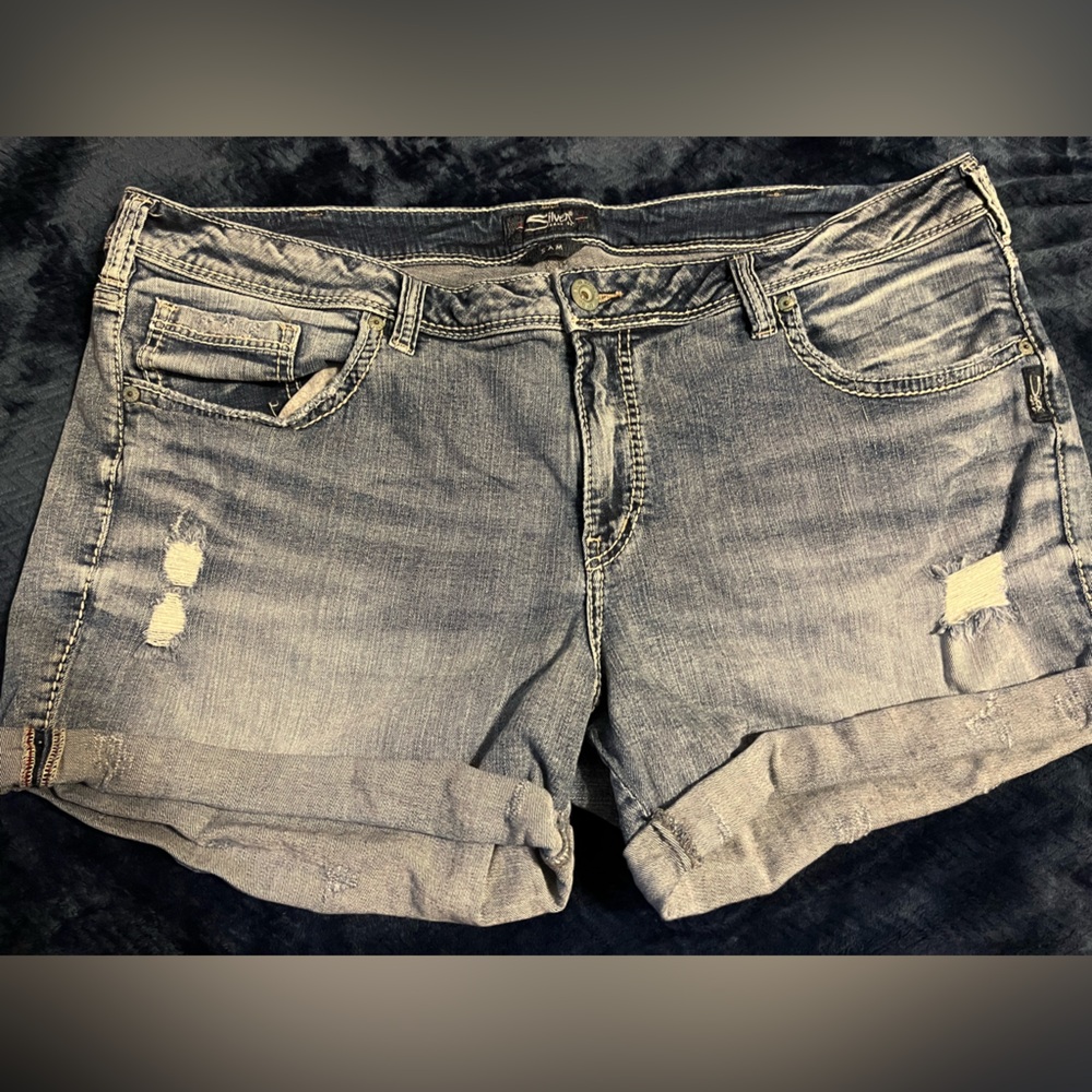 Silver Jeans Sam Short Classic Blue Denim Shorts 24